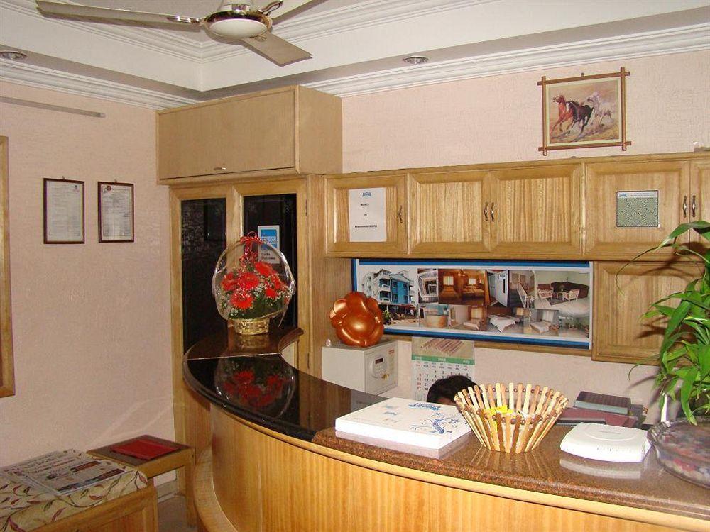 Bluemoon Log-Inn Bangalore Exterior foto
