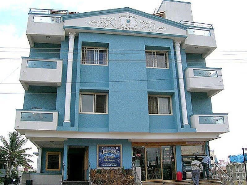 Bluemoon Log-Inn Bangalore Exterior foto