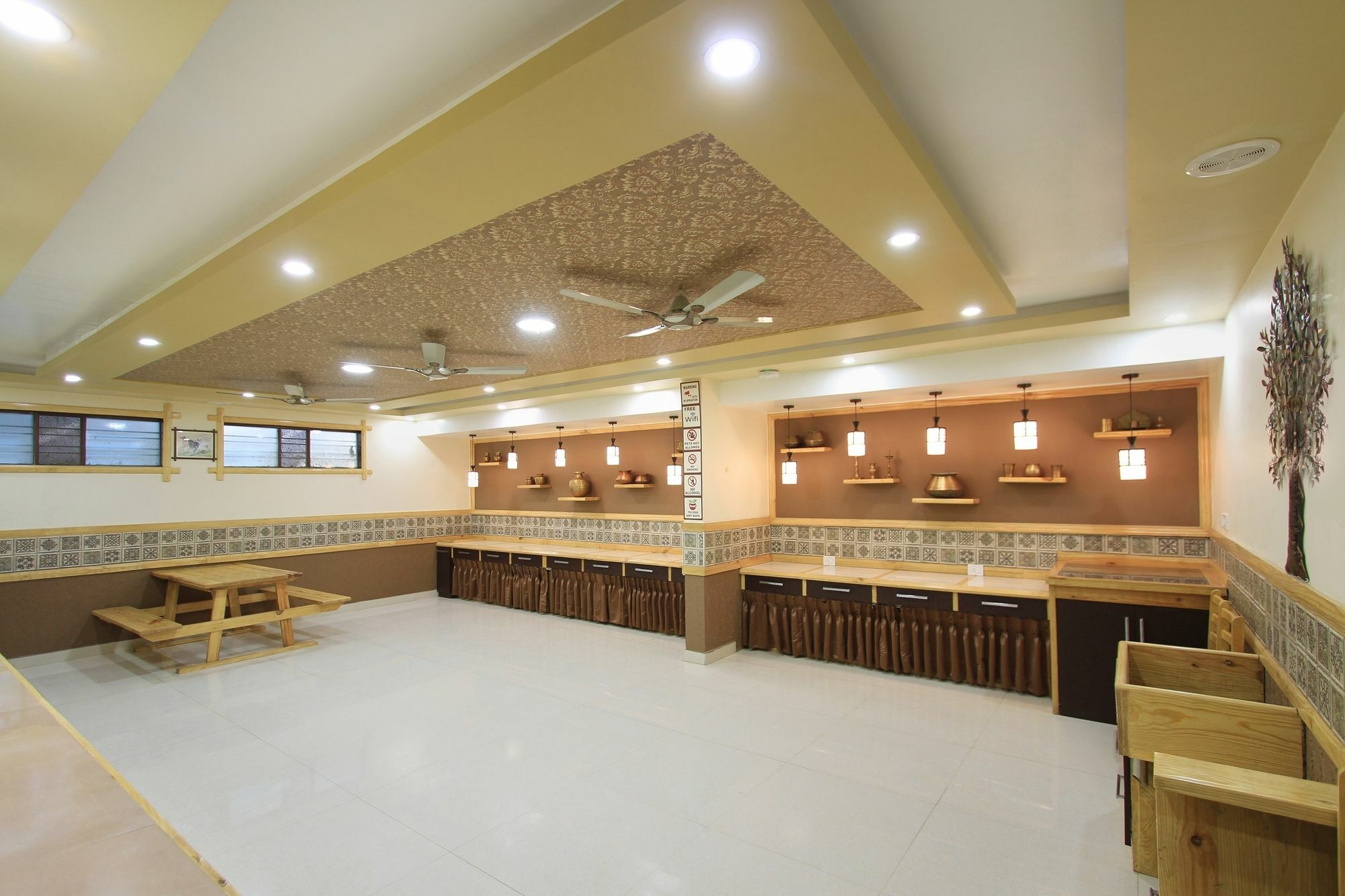 Bluemoon Log-Inn Bangalore Exterior foto